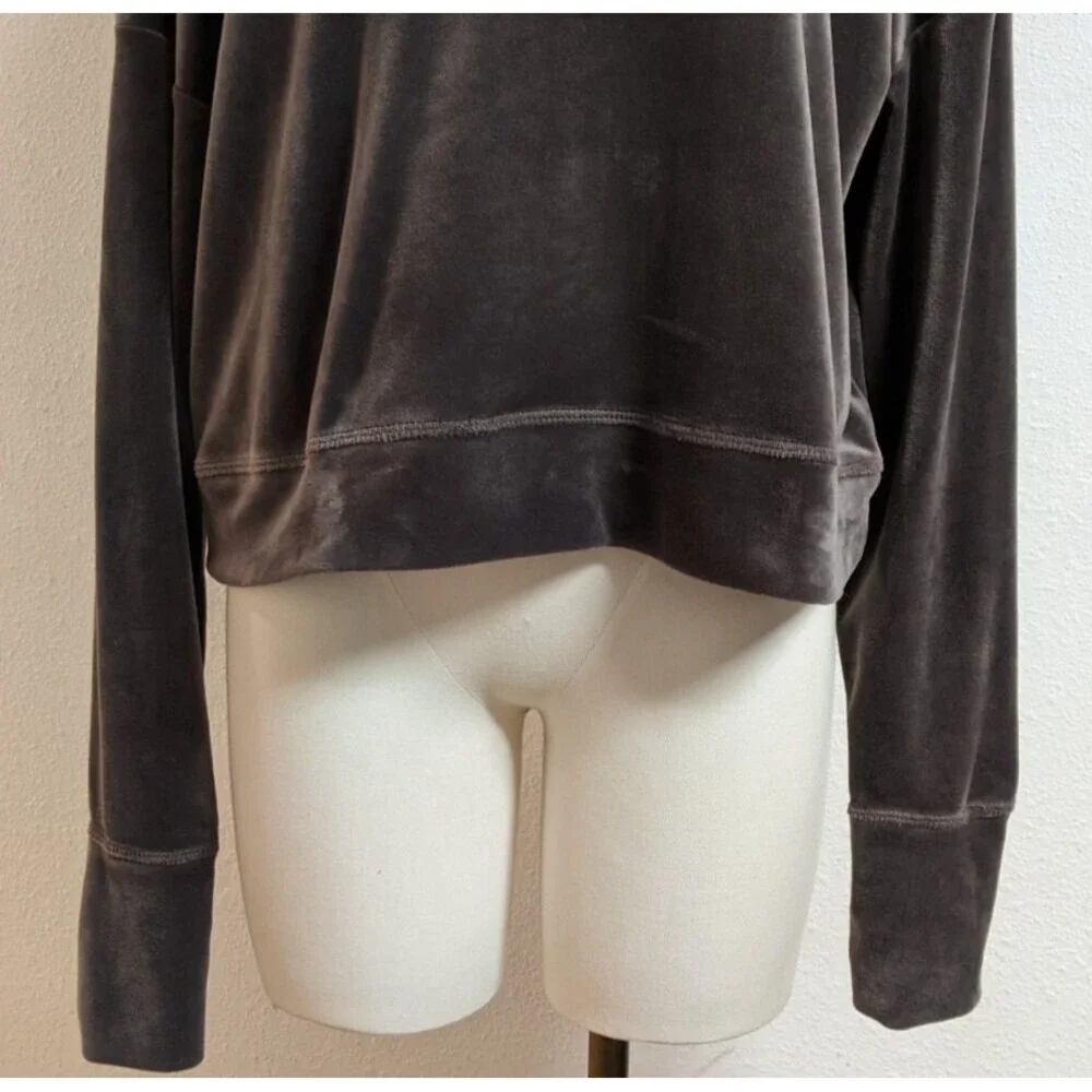 Offline By Aerie Women's Brown Super Soft Hooded Boxy Velour Cropped Pullover SM - Picture 3 of 10